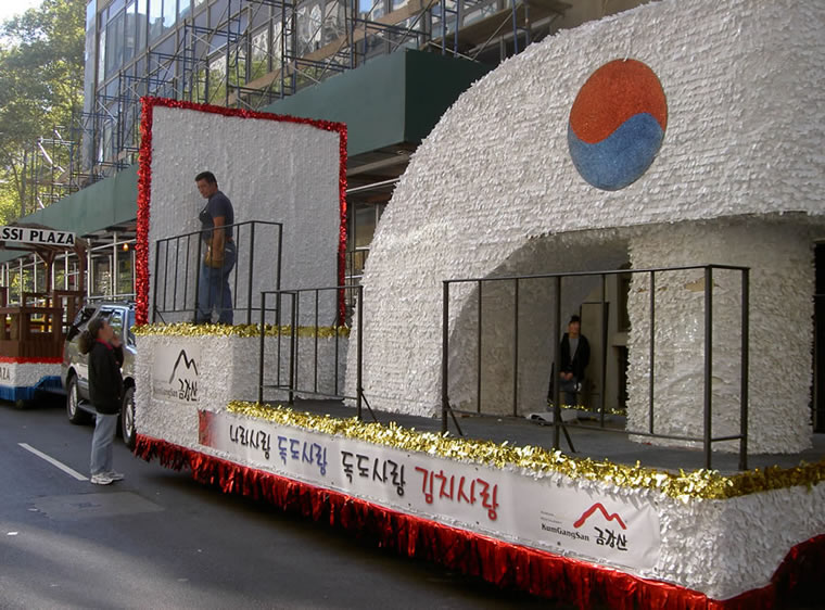 Korean Parade Float 07